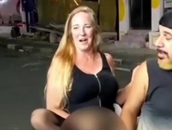 Ini Alasan Bule Denmark Ngangkang dan Pamer Kelamin di Bali