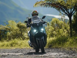 Spesifikasi Yamaha XMAX 2023: Harga, Kelebihan, dan Kekurangannya