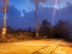 Lokasi Helikopter TNI yang Jatuh di Ciwidey Dijaga Ketat Petugas