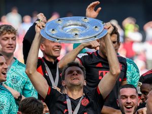 Mueller Terima Kalau Bayern Disebut Tak Pantas Juara Mueller Terima Kalau Bayern Disebut Tak Pantas Juara