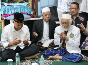 Sowan ke Ulama Abuya Muhtadi, Ganjar: Senang Dapat Banyak Nasihat