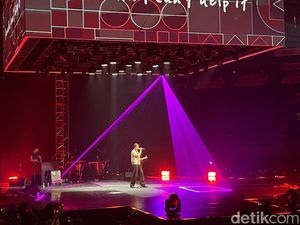 Junny Minta Fans Panggil Dirinya dengan Nama Panggilan Baru Junny Minta Fans Panggil Dirinya dengan Nama Panggilan Baru
