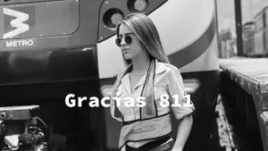 8 Foto Wanita yang Dijuluki Masinis Tercantik di Dunia