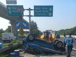 Bus Tabrak Kijang di Tol Kopo Bandung, Satu Orang Tewas!