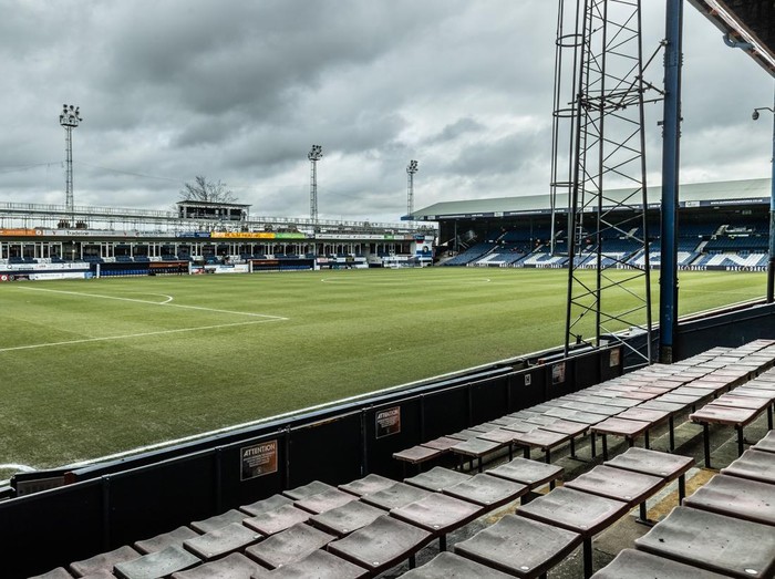 LUTON, ENGLAND - FEBRUARY 18: A general view of the Kenilworth Road stadium during the Sky Bet Championship between Luton Town and Burnley at Kenilworth Road on February 18, 2023 in Luton, United Kingdom. (Photo by Andrew Kearns - CameraSport via Getty Images)