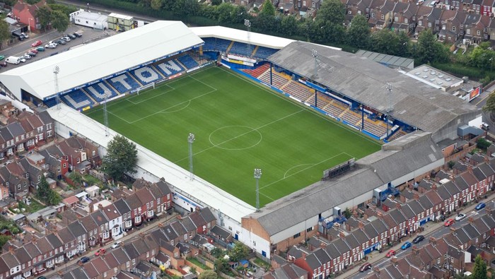 LUTON, ENGLAND, AUGUST 27. Aerial photograph of Kenilworth Road the home ground to Luton Town F.C on August 27, 2007. (Photograph by David Goddard/Getty Images)