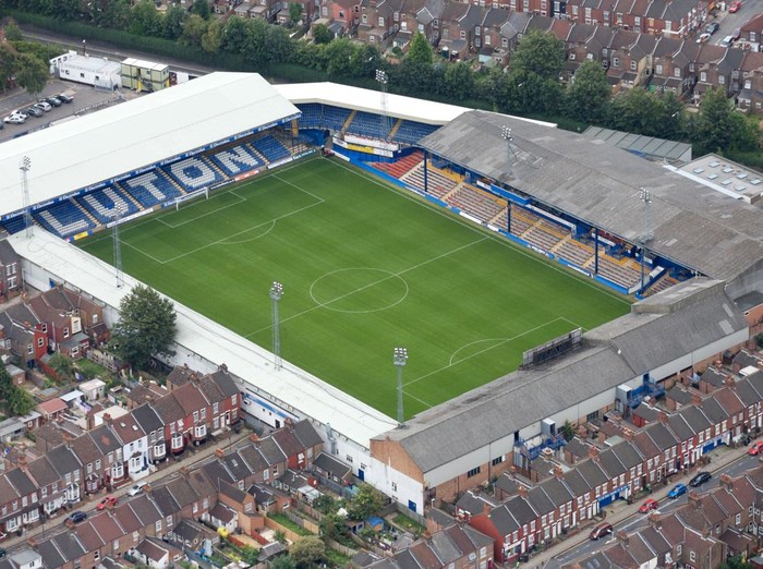 LUTON, ENGLAND, AUGUST 27. Aerial photograph of Kenilworth Road the home ground to Luton Town F.C on August 27, 2007. (Photograph by David Goddard/Getty Images)