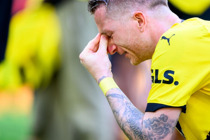 DORTMUND, GERMANY - MAY 27: Marco Reus of Borussia Dortmund is disappointed after the Bundesliga match between Borussia Dortmund and 1. FSV Mainz 05 at Signal Iduna Park on May 27, 2023 in Dortmund, Germany. (Photo by Alexandre Simoes/Borussia Dortmund via Getty Images)