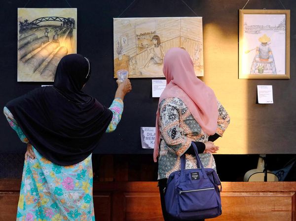 Melihat Kehidupan di Tepian Sungai Kapuas dalam Bingkai