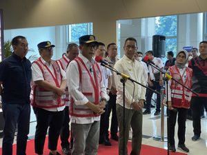Rumuskan Angkutan Murah, Menhub-Heru Budi Cek Sarana KA Bandara Soetta