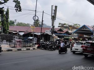 Gubernur Sumsel Jawab Keresahan Konsumen Plaza Aldiron: Kita Bangun Gubernur Sumsel Jawab Keresahan Konsumen Plaza Aldiron: Kita Bangun