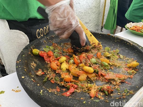 Racikan Sambal Rampai ala Bu Nik Cocok Dinikmati Bersama Bebek Goreng