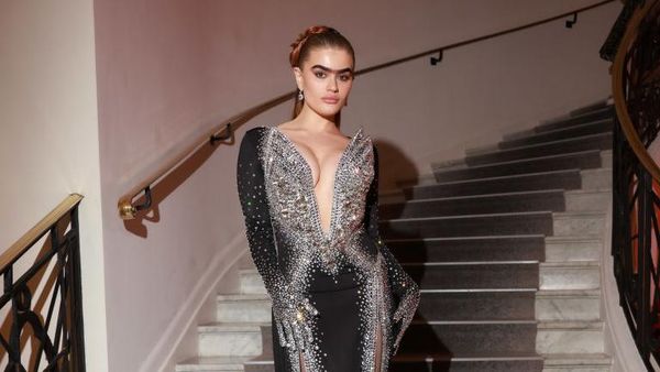 7 Pesona Model Dulu Bentuk Alisnya Diejek, Kini Eksis di Red Carpet Cannes