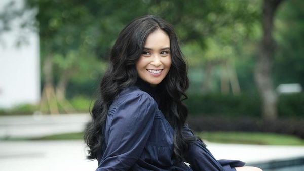 5 Pesona Ayushita Belum Kepikiran Menikah