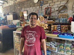 Keluh Kesah Pemilik Warkop Sukabumi di Tengah Meroketnya Harga Telur