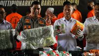 Bareskrim Rilis Kasus Sabu-Ekstasi, Belasan Tersangka Dipamerkan