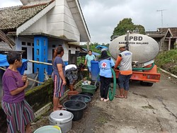 BPBD Kabupaten Malang Suplai Air Bersih Cegah Kekeringan