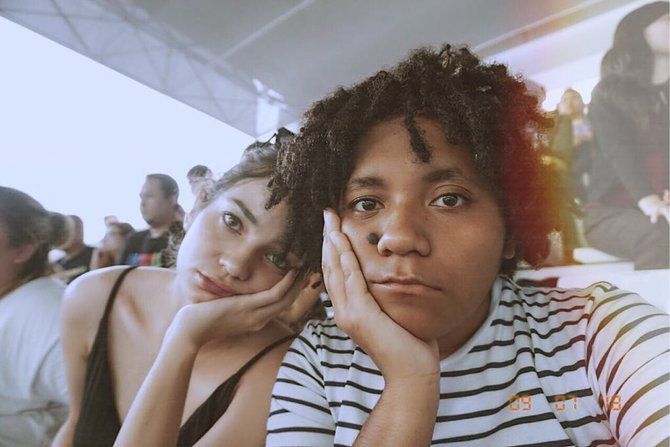 Enzy Storia dan Casey Paquita