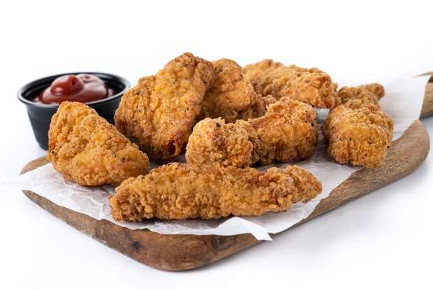 Fried Chicken Fried chicken merupakan salah satu makanan yang perlu dihindari oleh penderita kista ovarium