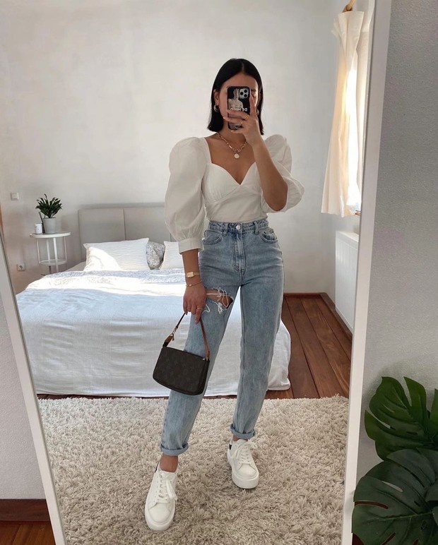 Ide Outfit Ke Kantor /Foto : Pinterest Ide Outfit Ke Kantor