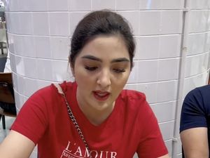 Ashanty Kuliah S3 di Unair Surabaya