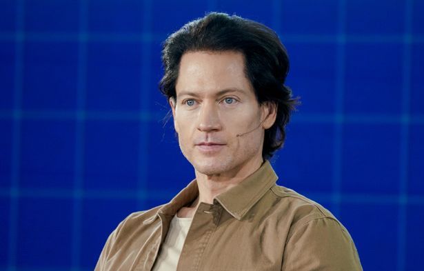 Johnson bertukar darah dengan anaknya demi awet muda