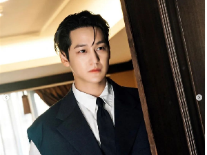 10 Foto Kim Bum Pemain Tale of the Nine Tailed 1938 yang Ganteng Awet Muda 10 Foto Kim Bum Pemain Tale of the Nine Tailed 1938 yang Ganteng Awet Muda