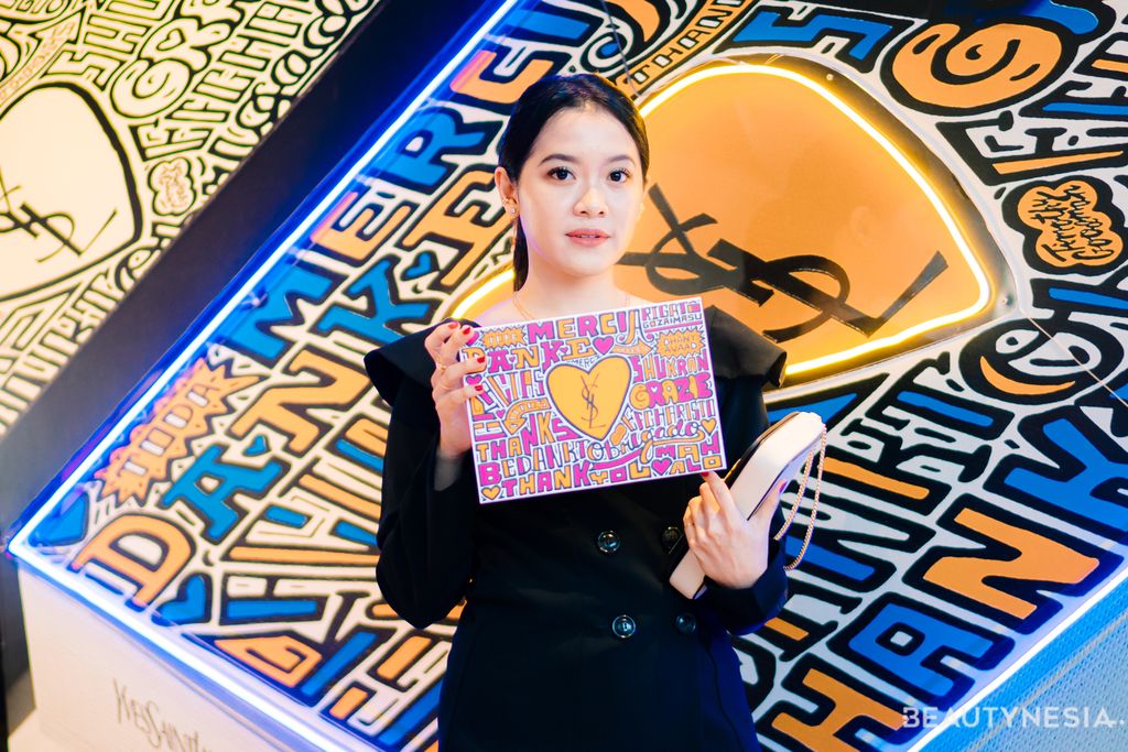 Koleksi terbaru YSL Beauty, Spring Set Collection, yang berkolaborasi dengan senikan internasional, Timothy Goodman.