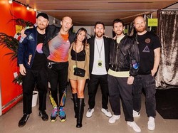 Messi Foto Bareng Coldplay, Dua-duanya Bakal Tampil di Indonesia!