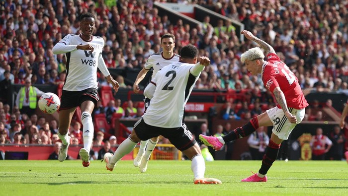 Manchester United Finis Peringkat Tiga Liga Inggris Soccer Football - Premier League - Manchester United v Fulham - Old Trafford, Manchester, Britain - May 28, 2023 Manchester United's Alejandro Garnacho misses a chance to score REUTERS/Phil Noble EDITORIAL USE ONLY. No use with unauthorized audio, video, data, fixture lists, club/league logos or 'live' services. Online in-match use limited to 75 images, no video emulation. No use in betting, games or single club /league/player publications. Please contact your account representative for further details.