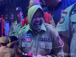 Mensos Risma Puji Relawan Tagana, Honor Minim tapi Tak Minta Naik