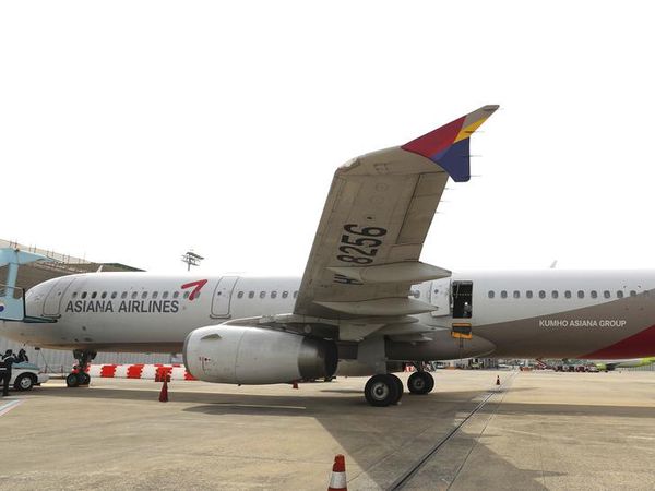 Penampakan Pesawat Asiana yang Pintunya Dibuka Saat Mengudara