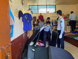 Rutan Negara Geledah Kamar Gus Google, Bantah Jadi Pengendali Narkoba Rutan Negara Geledah Kamar Gus Google, Bantah Jadi Pengendali Narkoba