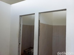 Belum Diresmikan, 5 Pintu WC Taman Putri Pinang Masak Jambi Dimaling