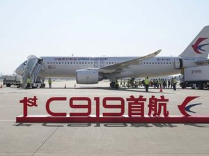 Potret Pesawat Buatan China C919 Terbang Perdana