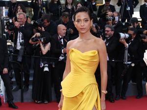 5 Gaya Putri Marino Hadiri Cannes Film Festival, Tampil dengan Makeup Gold
