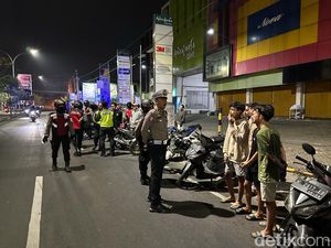 Cegah Balap Liar di Gresik, Polisi Razia Puluhan Motor Bodong Cegah Balap Liar di Gresik, Polisi Razia Puluhan Motor Bodong