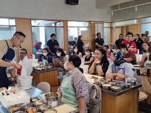 Serunya Ikut Kelas Baking dengan Chef Yuda Bustara Serunya Ikut Kelas Baking dengan Chef Yuda Bustara