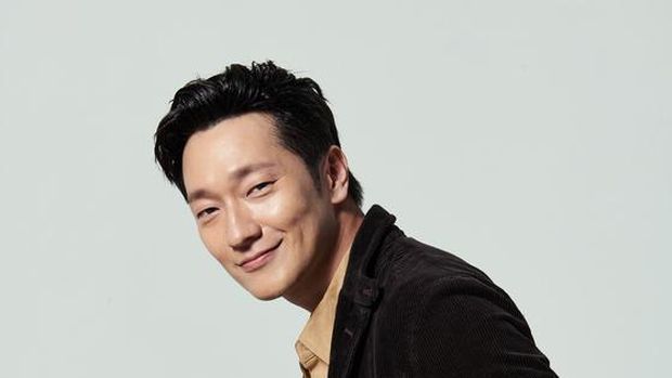 Son Suk Ku