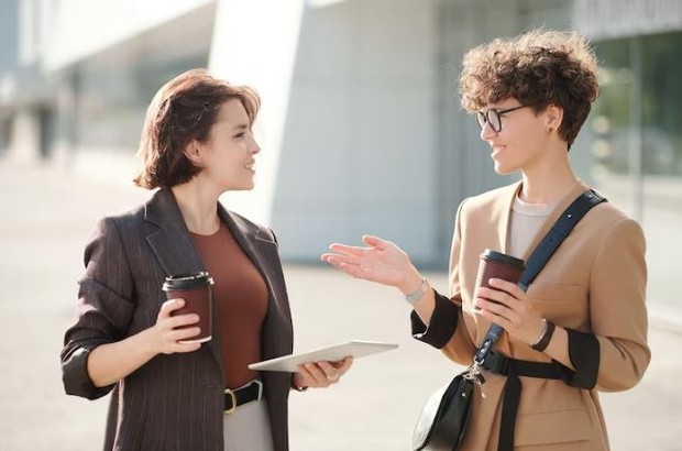 Terbuka dan Fleksibel dengan Beragam Topik. foto freepik.com: pressmaster