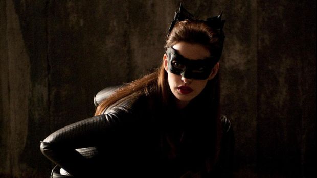 The Dark Knight Rises (2012) Anne Hathaway sebagai Catwoman dalam The Dark Knight Rises (2012). (Warner Bros. Entertainment/Ron Phillips via IMDb)