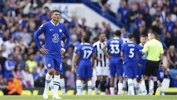 Chelsea's Thiago Silva looks dejected, during the English Premier League soccer match between Chelsea and Newcastle United, at Stamford Bridge, London, Sunday May 28, 2023. (Zac Goodwin/PA via AP)