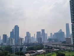 Data IQAir: Kualitas Udara Jakarta Tidak Sehat Siang Ini