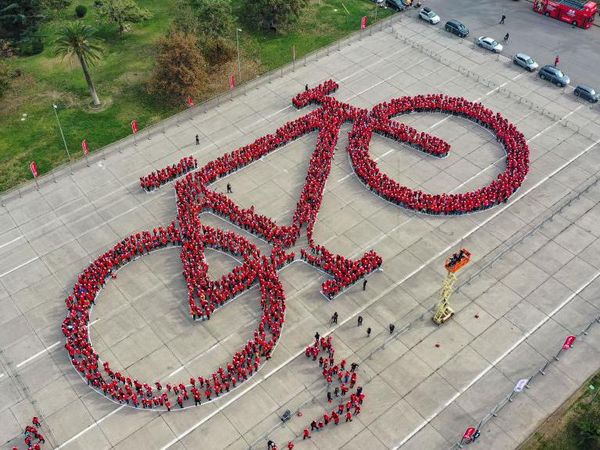 Sepeda Raksasa di Chile Pecahkan Rekor Guinness
