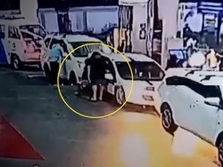 Viral Video Bang Jago Pukul Pemobil Usai Ditegur Serobot Antrean SPBU
