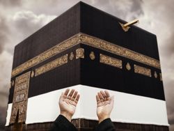 Kisah Burung Ababil Habisi Pasukan Abrahah yang Akan Hancurkan Kabah