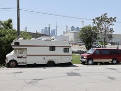 Warga AS hingga Eropa Bisa Tinggal di Campervan, Tetap Bayar Pajak?