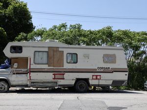 Harga Rumah Tak Masuk Akal, Campervan Bisa Jadi Solusi? Harga Rumah Tak Masuk Akal, Campervan Bisa Jadi Solusi?