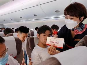 China Luncurkan Penerbangan Perdana C919, Siap Saingi Airbus-Boeing!