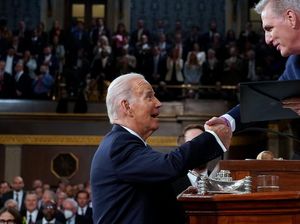 AS Batal Bangkrut, Joe Biden dan McCarthy Sepakat Tambah Pagu Utang